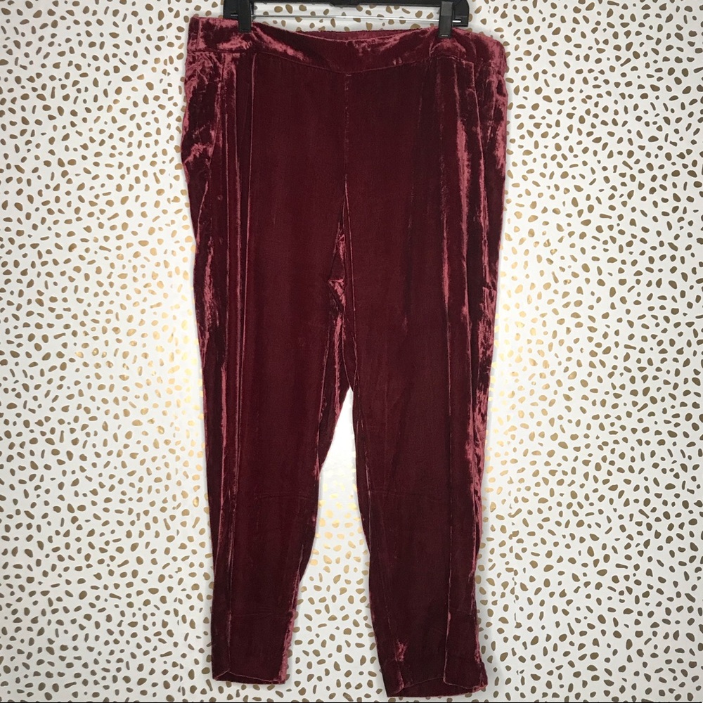 J Crew velvet easy pull on pant